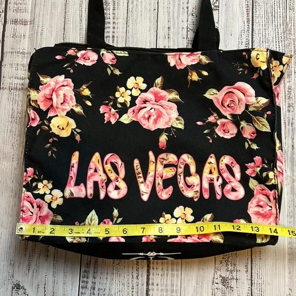 Robin Ruth Floral Canvas Las Vegas Bag. - Picture 9 of 11